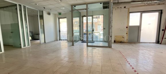3 rooms Commercial property in Stornara, Italy No. 324976 12