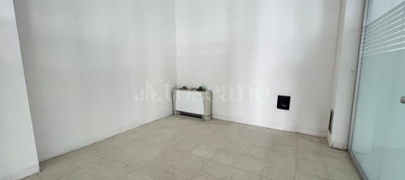 3 rooms Commercial property in Stornara, Italy No. 324976 8