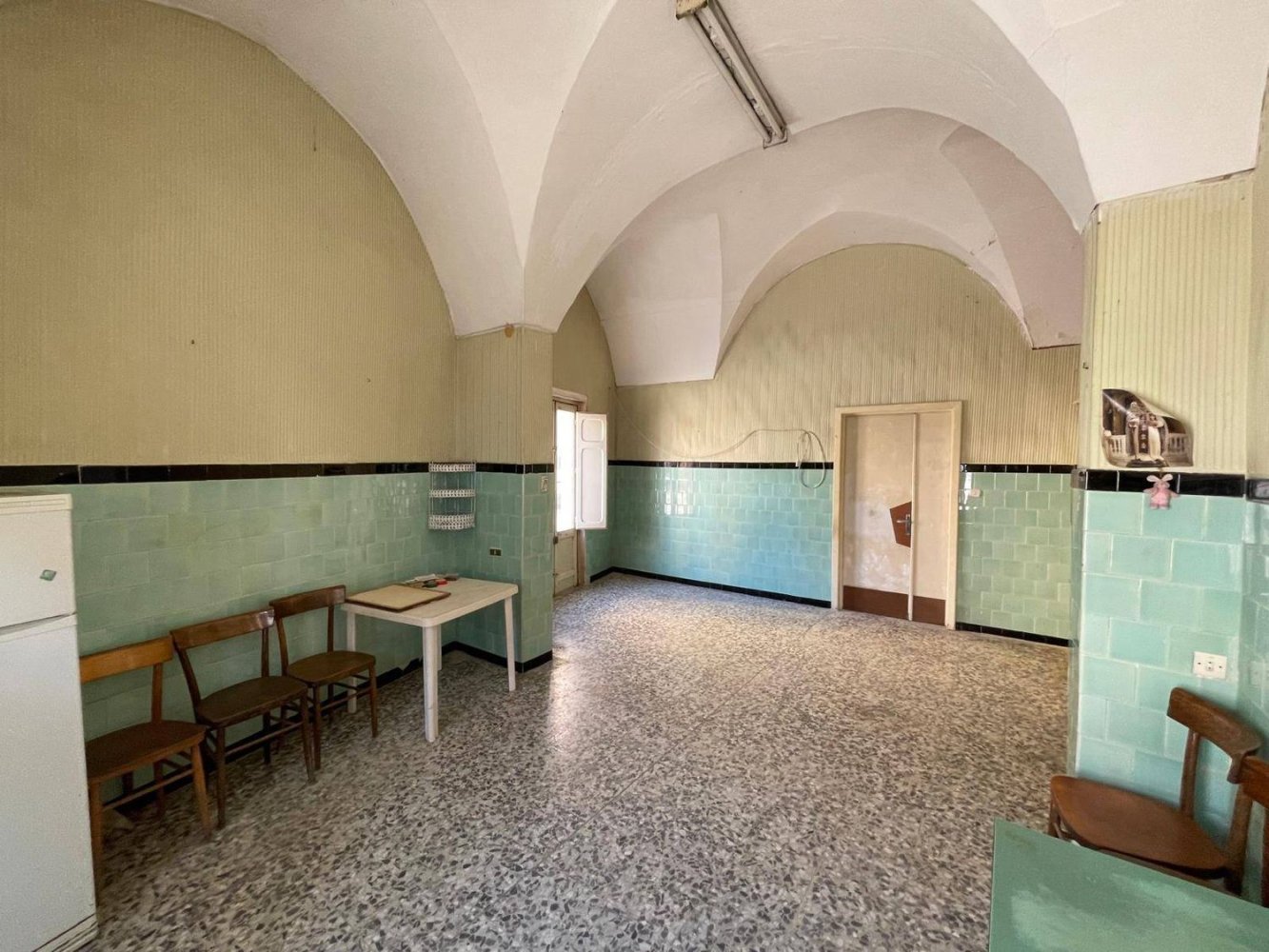  عقار تجاري في Salice Salentino, Italy 21متر مربع رقم 321448