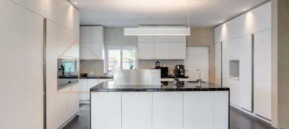 6 bedrooms Villa in Cascais, Portugal No. 36195 12