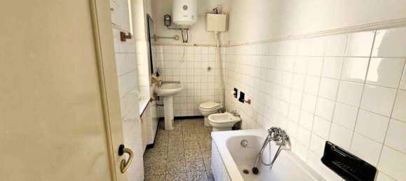 Квартира с 6 комнатами в Кампомороне, Италия № 293304 7