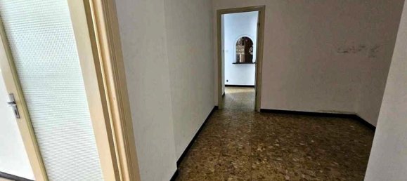 Квартира с 6 комнатами в Кампомороне, Италия № 293304 2