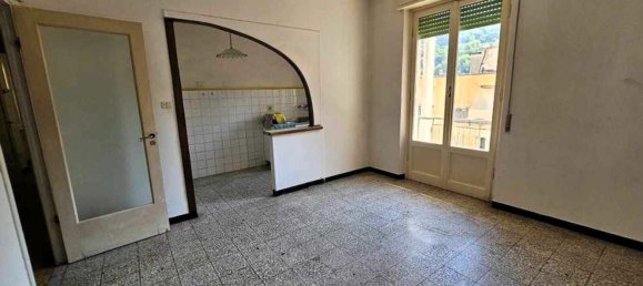 Квартира с 6 комнатами в Кампомороне, Италия № 293304 4