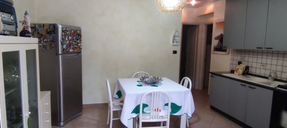 Квартира с 3 комнатами в Манфредония, Италия № 254651 3