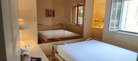 Квартира с 3 комнатами в Манфредония, Италия № 254651 6