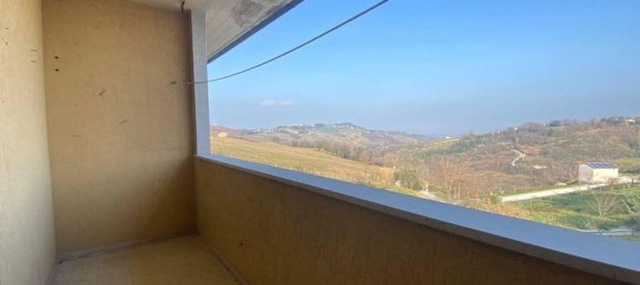 4-Zimmer Wohnung in Cupramontana, Italy, Nr. 62113 4