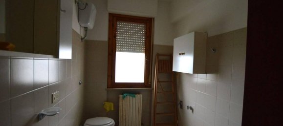 4-Zimmer Wohnung in Cupramontana, Italy, Nr. 62113 8