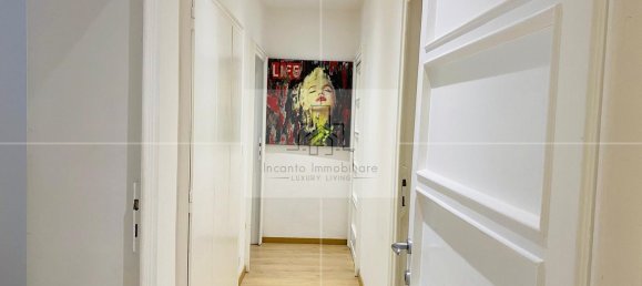 3-salle Appartement à Parma, Italy No. 16730 10