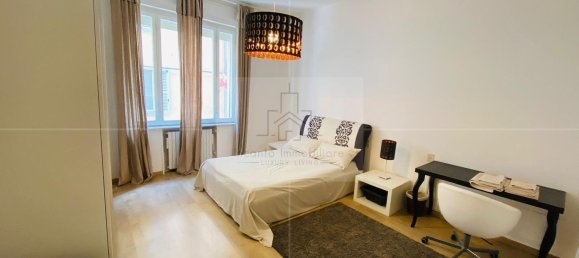 3-salle Appartement à Parma, Italy No. 16730 9