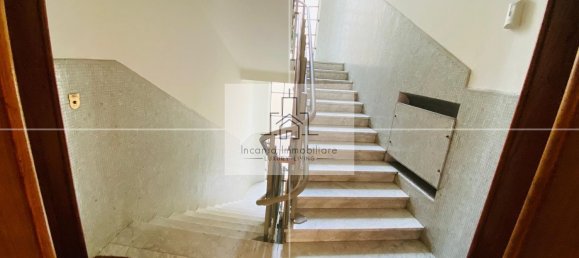 3-salle Appartement à Parma, Italy No. 16730 30