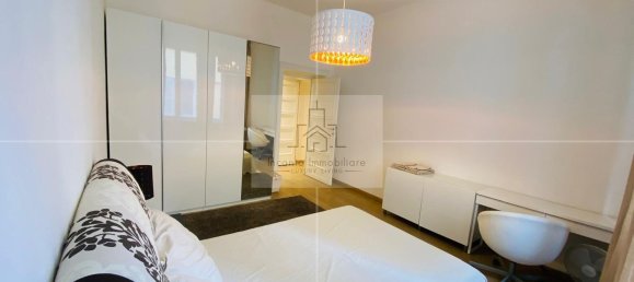 3-salle Appartement à Parma, Italy No. 16730 14