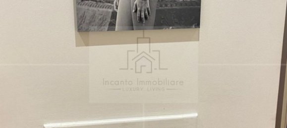 3-salle Appartement à Parma, Italy No. 16730 29