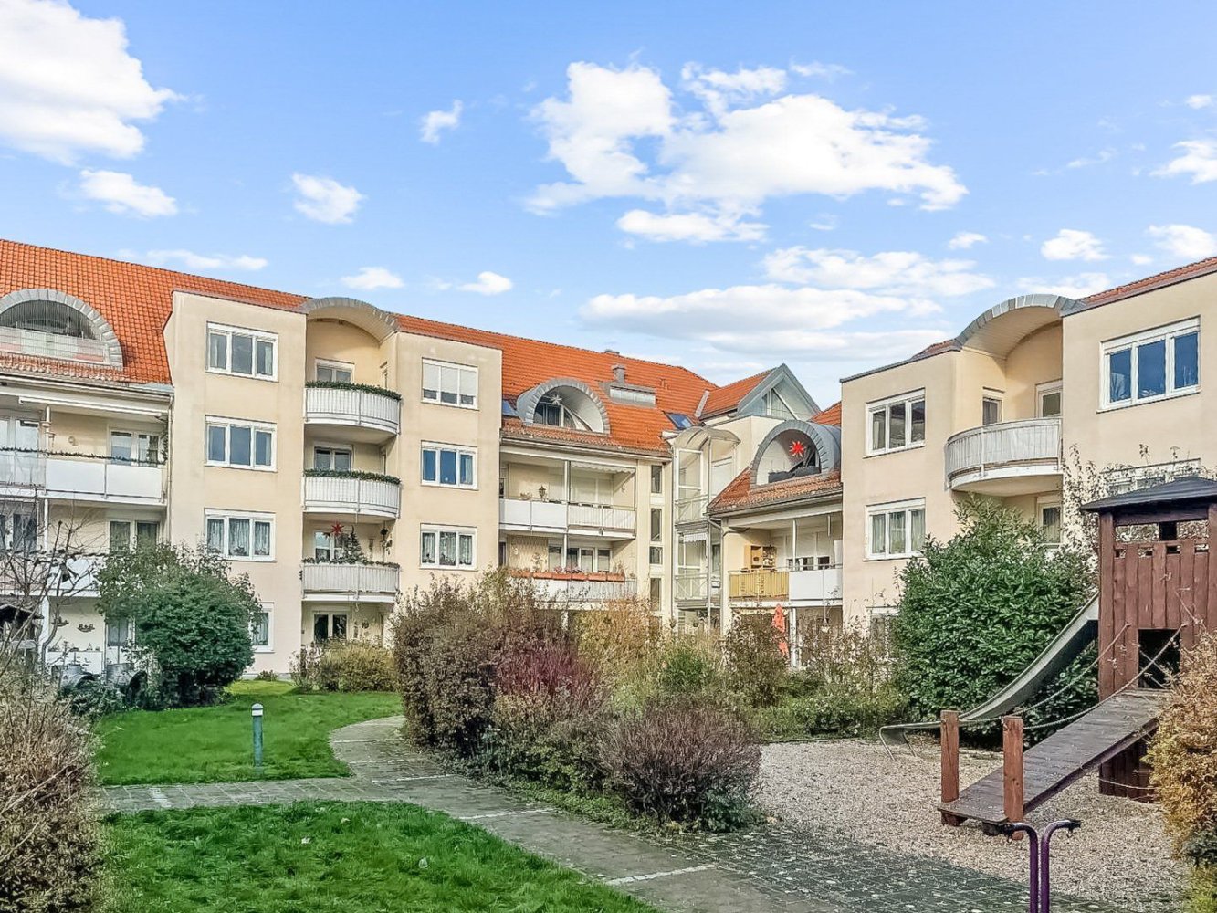 Квартира с 2 комнатами в Лейпциг, Германия № 291497