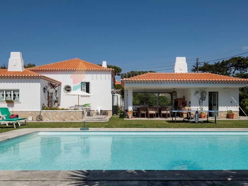 4 غرف نوم منزل في Colares, Portugal رقم 49617