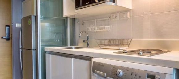 1 bedroom Duplex in Khlong Toei, Thailand No. 9757 17