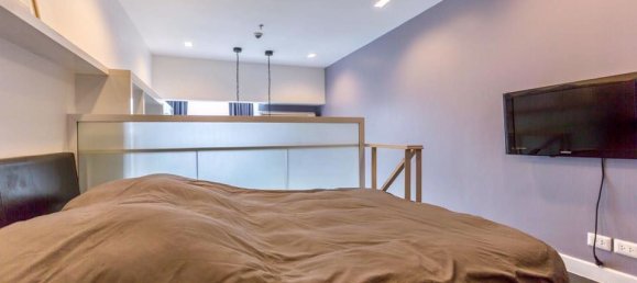 1 bedroom Duplex in Khlong Toei, Thailand No. 9757 24