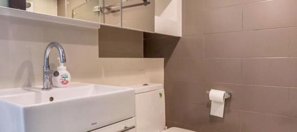 1 bedroom Duplex in Khlong Toei, Thailand No. 9757 16