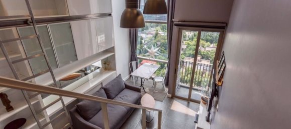 1 bedroom Duplex in Khlong Toei, Thailand No. 9757 20