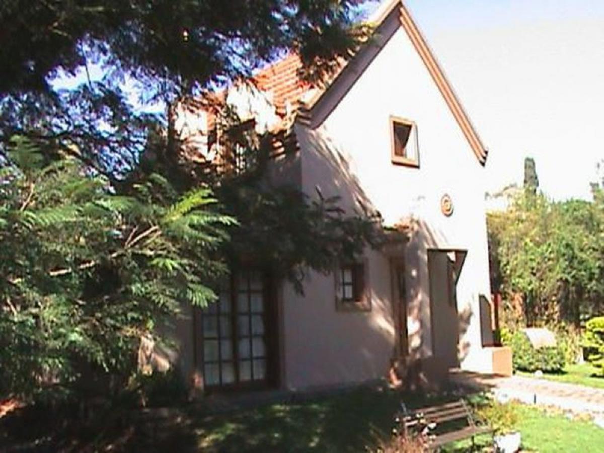 Дом с 3 спальнями в Пилар, Аргентина № 63093