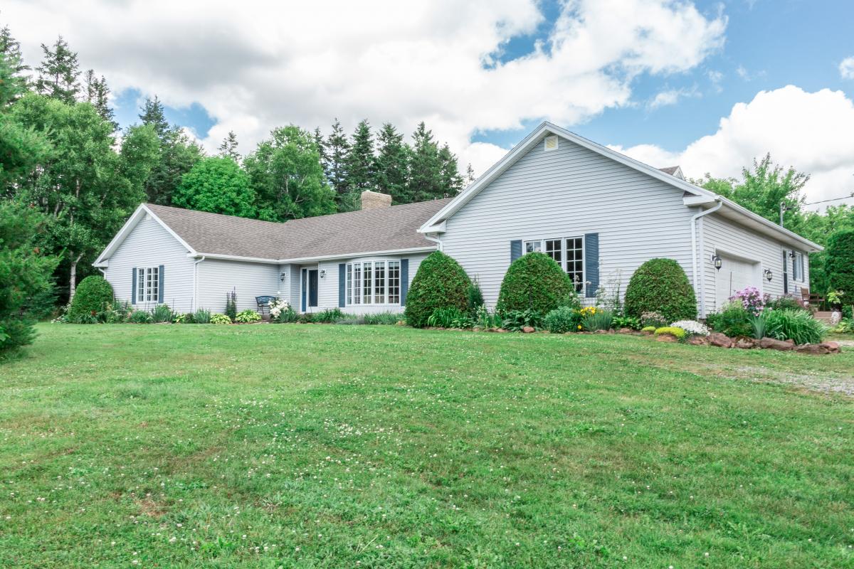 4 bedrooms House in Halifax, Canada No. 32