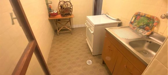 2 bedrooms Apartment in Stalettì, Italy No. 83267 4