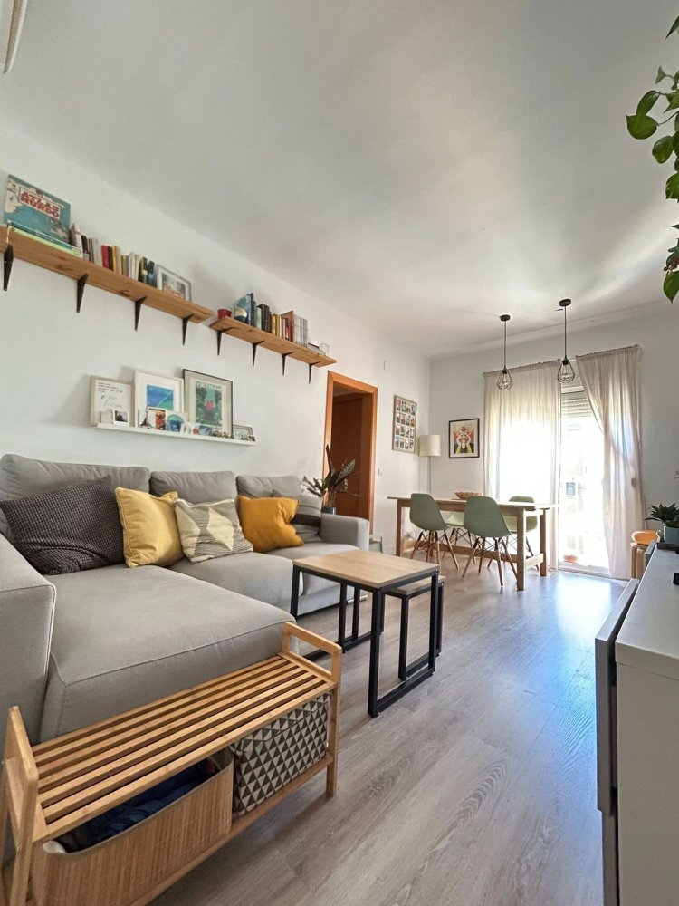 2 غرف نوم شقة في Esplugues de Llobregat, Spain رقم 262081