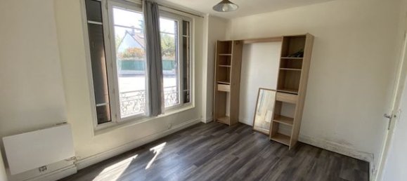 Apartamento de 1 dormitorio en Villemomble, France No. 306357 3