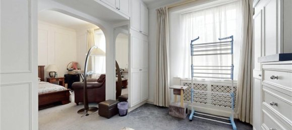 4 bedrooms Apartment in St Johns Wood, United Kingdom No. 7439 8