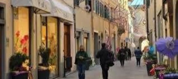 4 rooms Apartment in Borgo San Lorenzo, Italy No. 223977 9