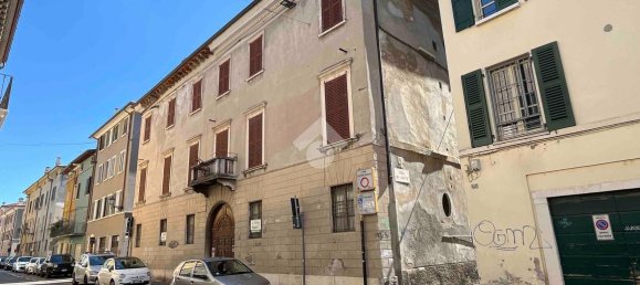 Studio in Brescia, Italy, Nr. 24321 7