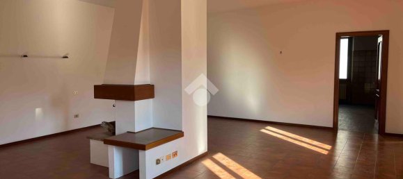 Studio in Brescia, Italy, Nr. 24321 8