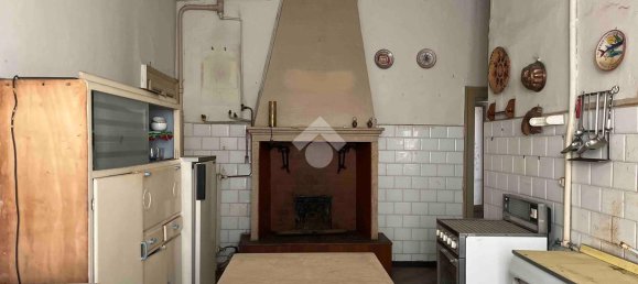 Studio in Brescia, Italy, Nr. 24321 38