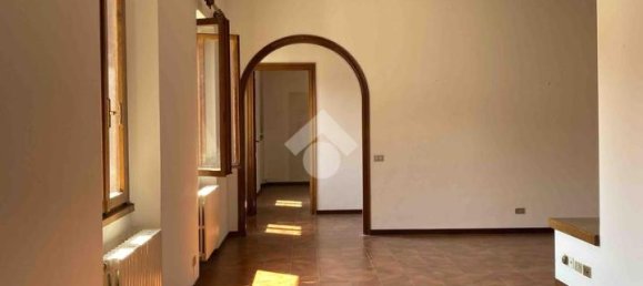 Studio in Brescia, Italy, Nr. 24321 24