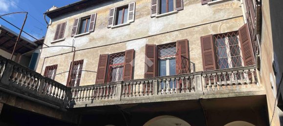 Studio in Brescia, Italy, Nr. 24321 9