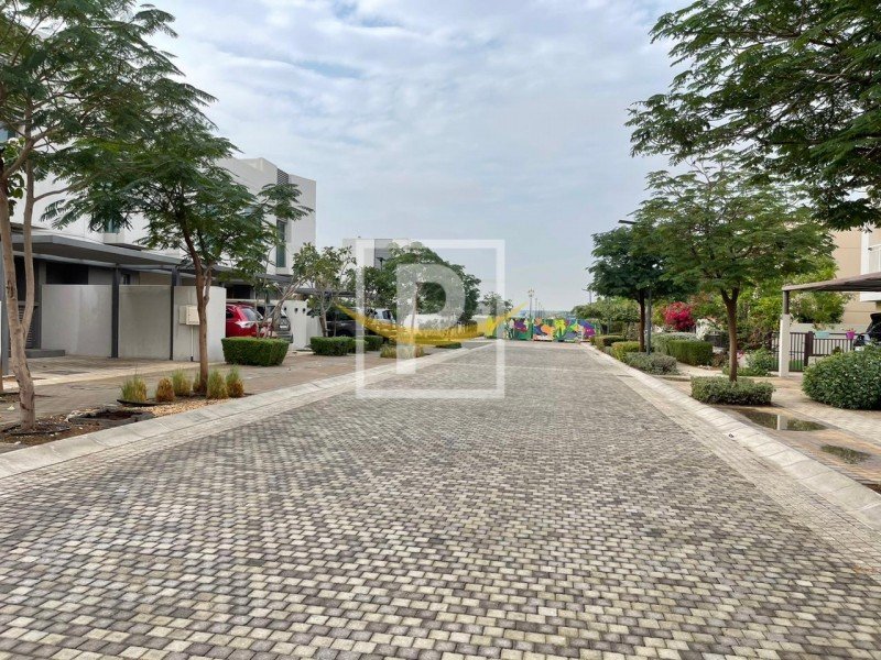 3 Schlafzimmer Stadthaus in Muwaileh, UAE, Nr. 10424