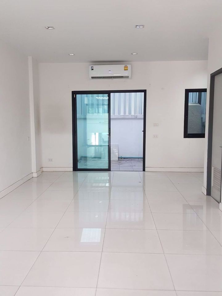 3 Schlafzimmer Haus in Wang Thonglang, Thailand, Nr. 4845