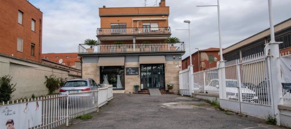 160m² Commercial property in Rome, Italy No. 151268 5