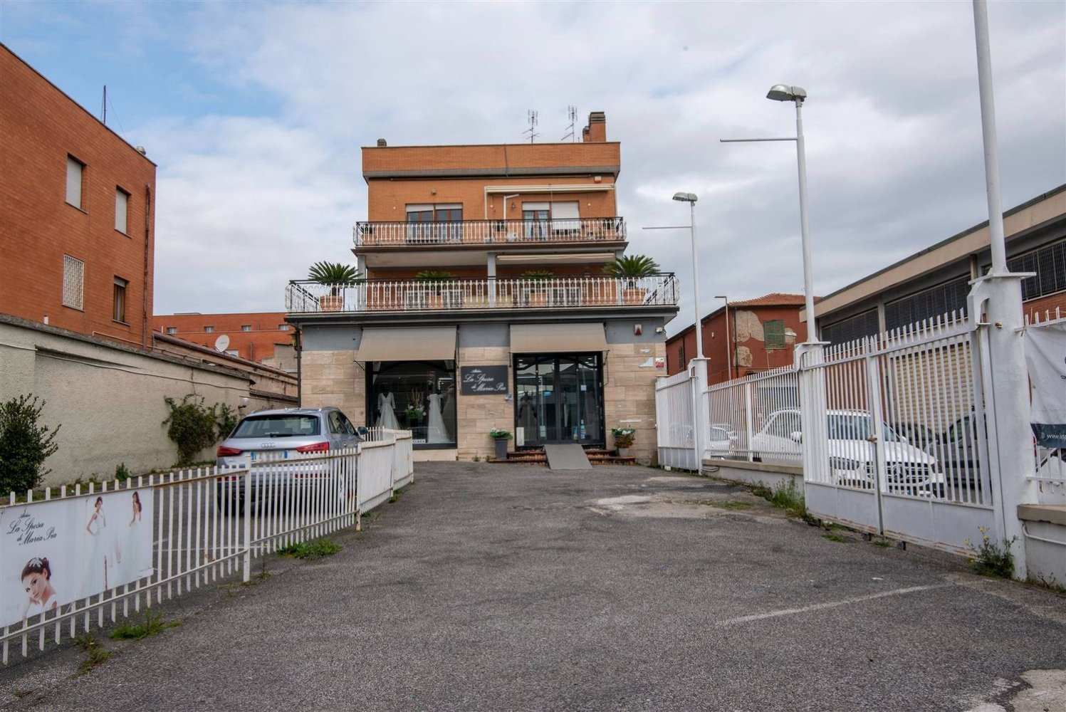 160m² Commercial property in Rome, Italy No. 151268