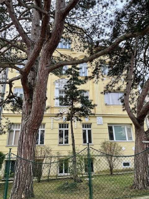 2 rooms Apartment in Penzing, Austria No. 45103