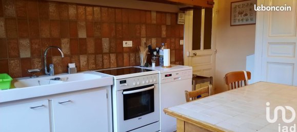 Casa de 5 dormitorios en Saint-Denis-sur-Loire, France No. 256764 4