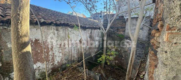 3 bedrooms House in Catania, Italy No. 45180 3