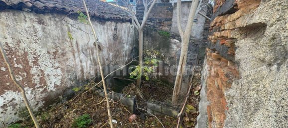 3 bedrooms House in Catania, Italy No. 45180 4