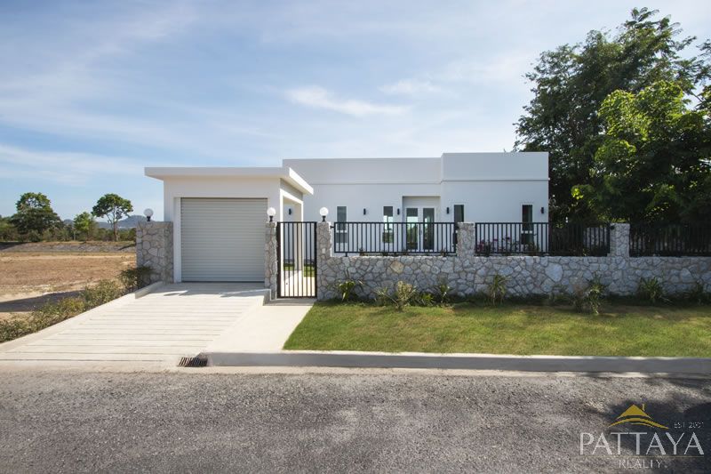 2 bedrooms Cafe / restaurant in Pattaya, Thailand No. 1066