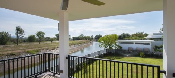 2 bedrooms Cafe / restaurant in Pattaya, Thailand No. 1066 29