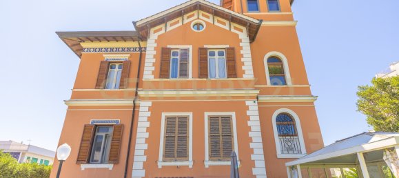 Casa de 10 dormitorios en Santa Marinella, Italy No. 294696 23