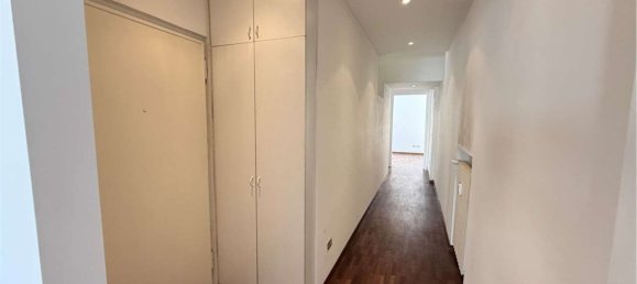 2 bedrooms Apartment in Milan, Italy No. 373154 10