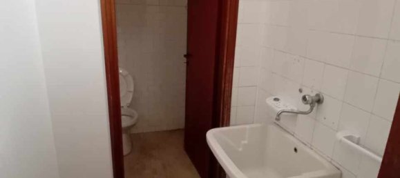 عقار تجاري في Pesaro, Italy 85متر مربع رقم 2890 7