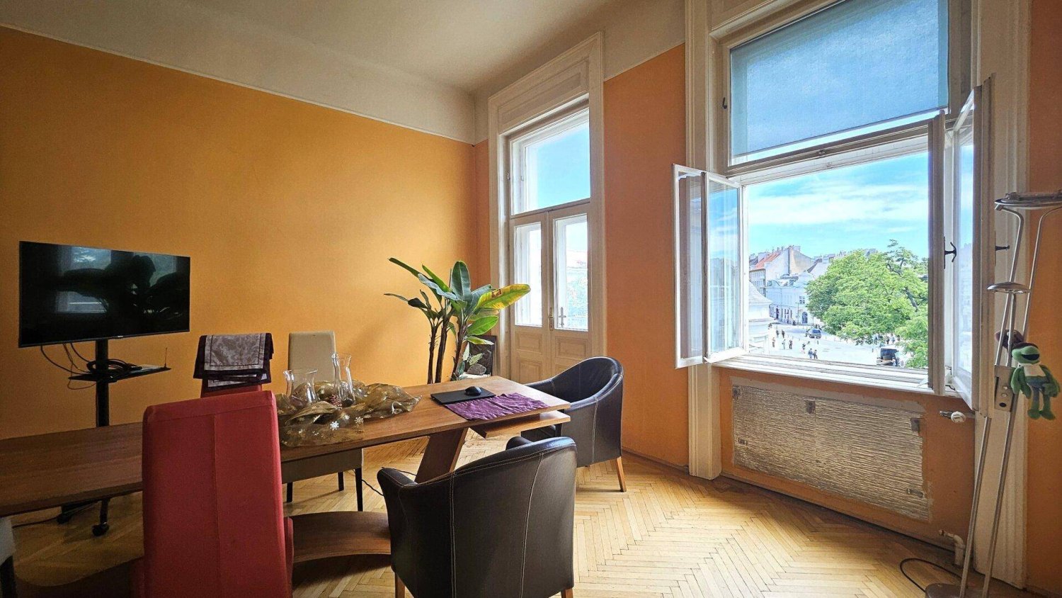 Apartamento de 4 habitaciónes en Baden, Austria No. 222398