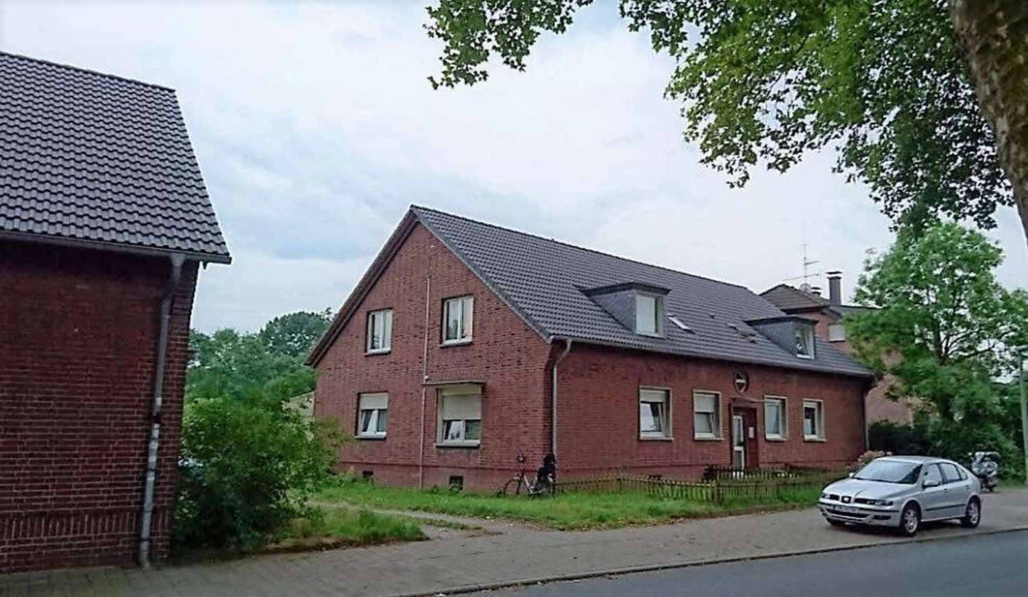 2 bedrooms Apartment in Oberhausen, Germany No. 54492