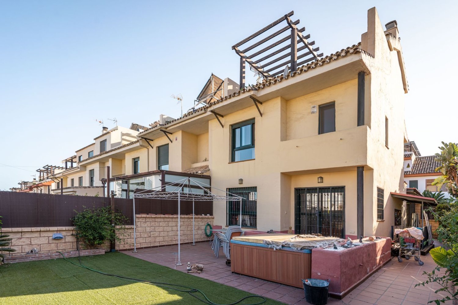 3 bedrooms Townhouse in Estepona, Spain No. 136173